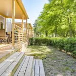Easyatent Mobile Bijela Uvala 假日公园 4*