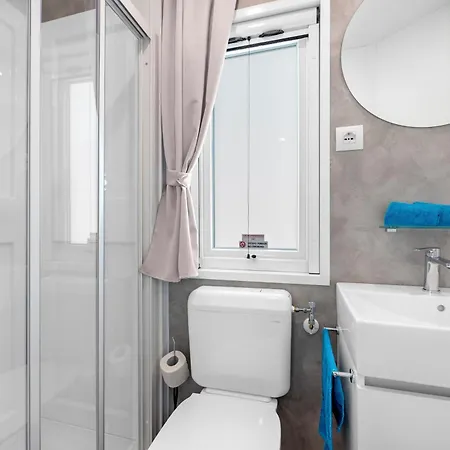 Easyatent Mobile Bijela Uvala 4*