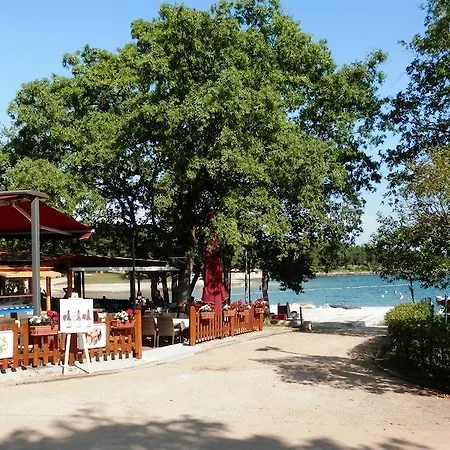 Üdülőpark Easyatent Mobile Bijela Uvala Mugeba