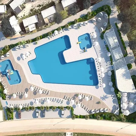 Üdülőpark Easyatent Mobile Bijela Uvala 4*
