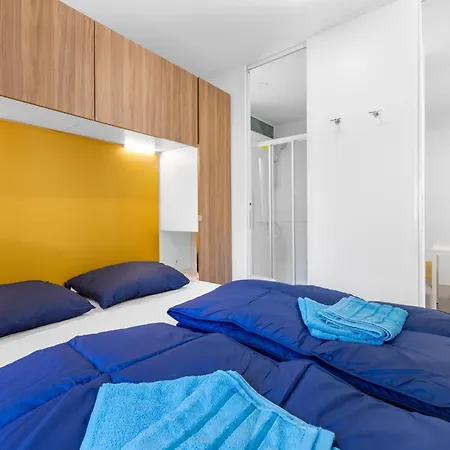 Easyatent Mobile Bijela Uvala Holiday park Mugeba